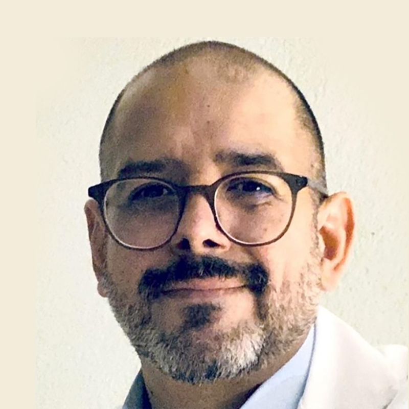 Dr. Alejandro Zavala Calderón