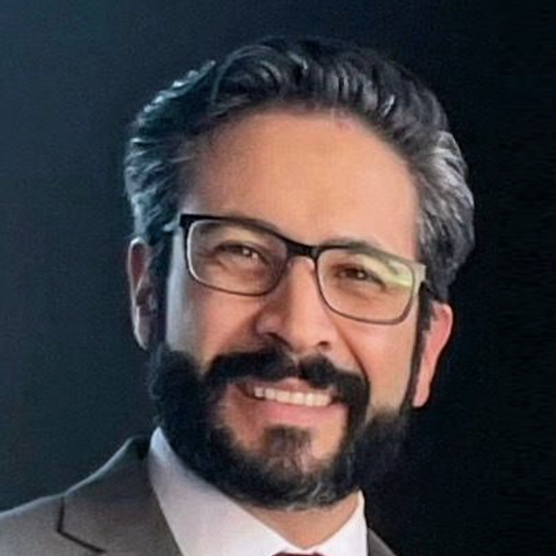 Dr. Bernardo Sánchez Barba